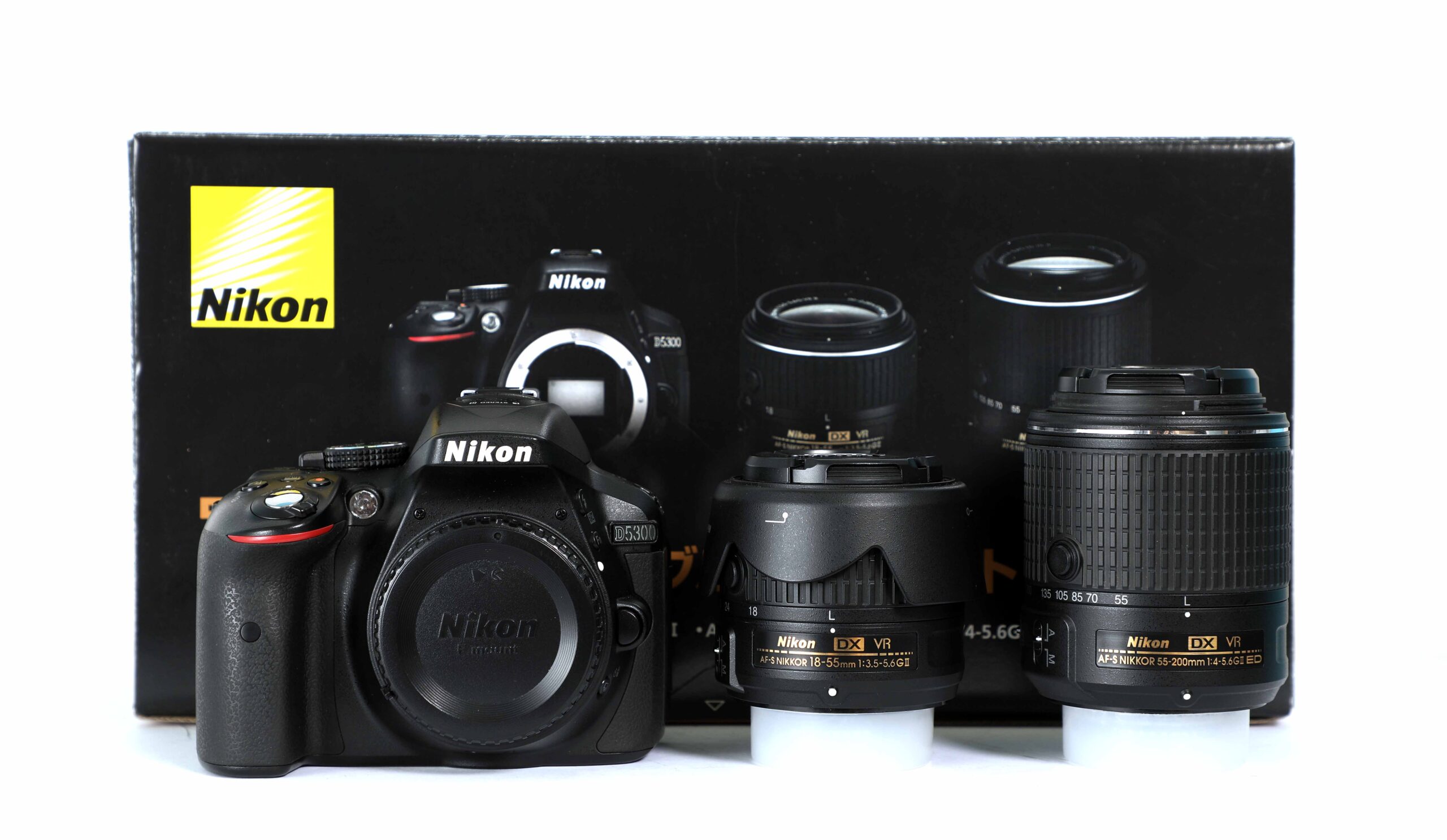 NIKON D5300 ダブルズームキット 18-55 II / 55-200 II - 新潟県で中古カメラ・中古レンズの高価買取なら『カメラの光美堂』