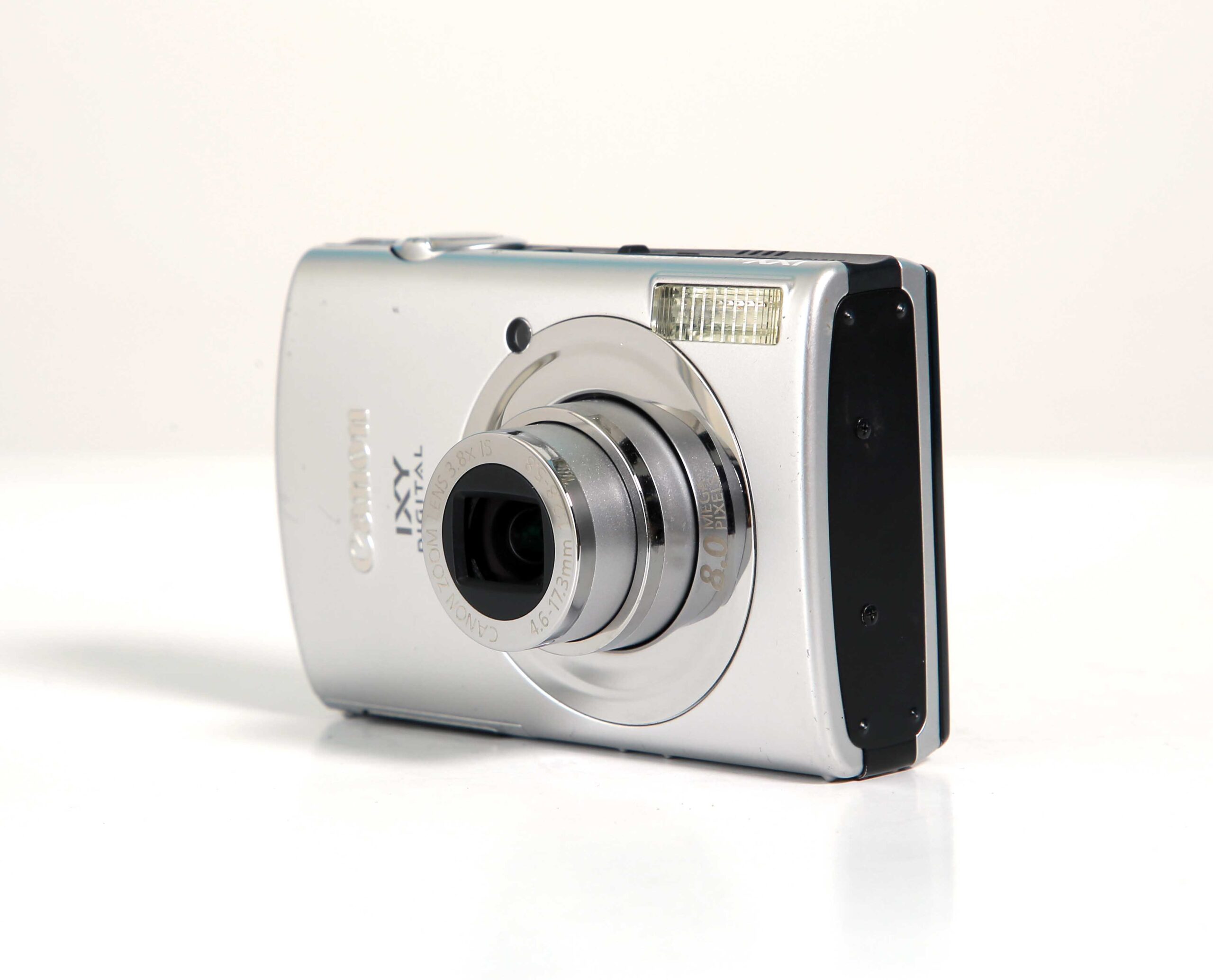 カメラCanon IXY digital 920 is シルバー デジタルカメラ