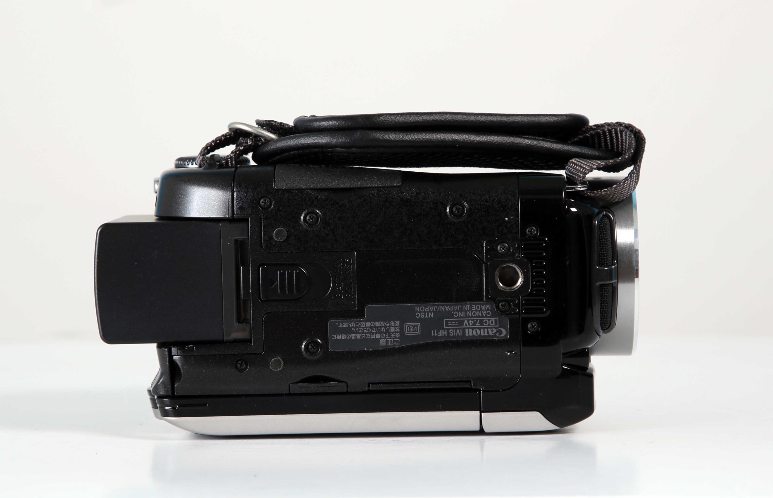 CANON ivis HF11 デジタルビデオカメラ