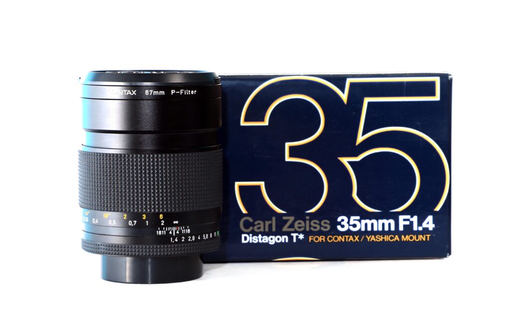 CONTAX Carl Zeiss Distagon 35mm F1.4 T* MMJ - 新潟県で中古カメラ・中古レンズの高価買取なら『カメラ の光美堂』