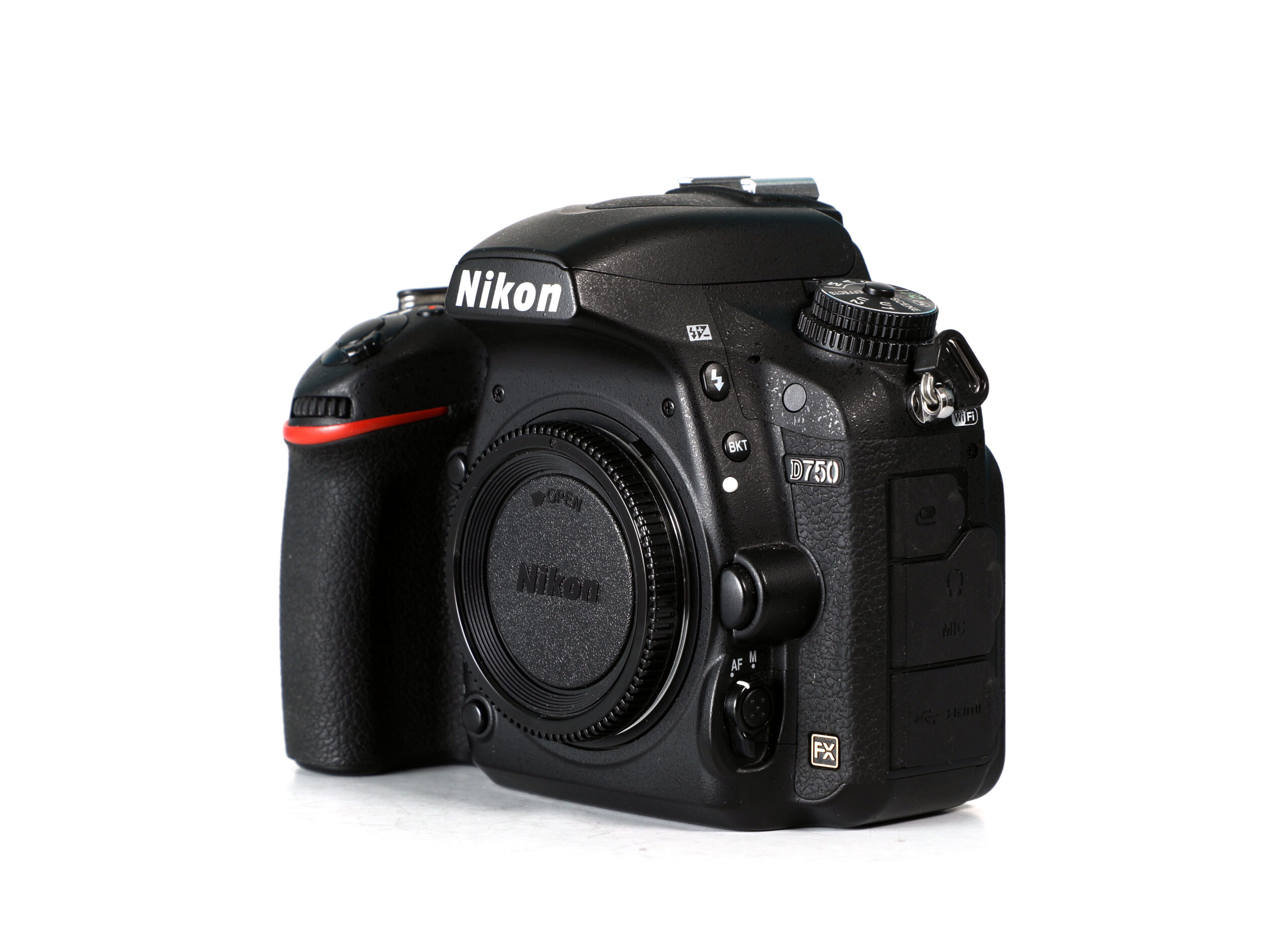 NIKON D750