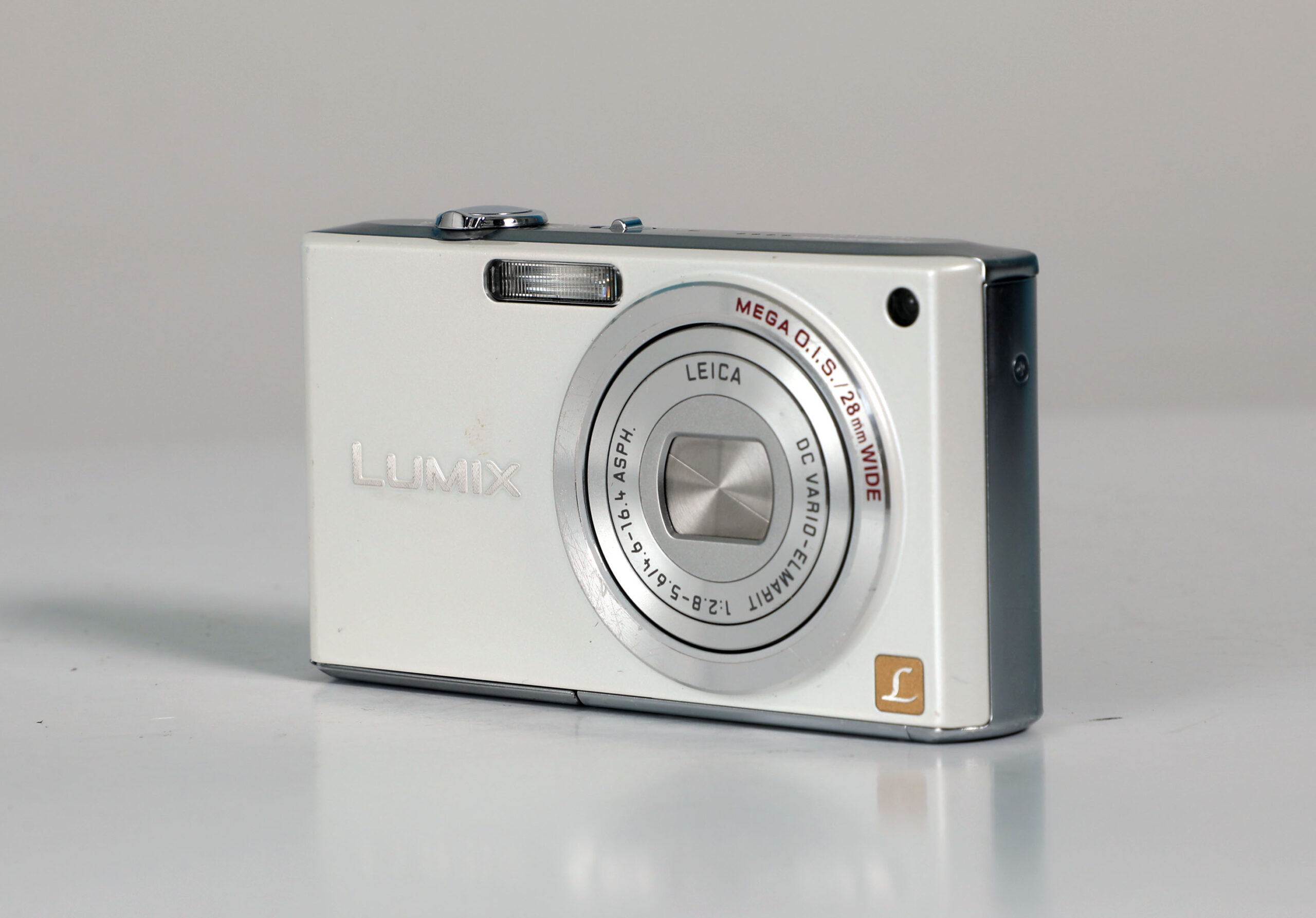 PANASONIC LUMIX DMC-FX33