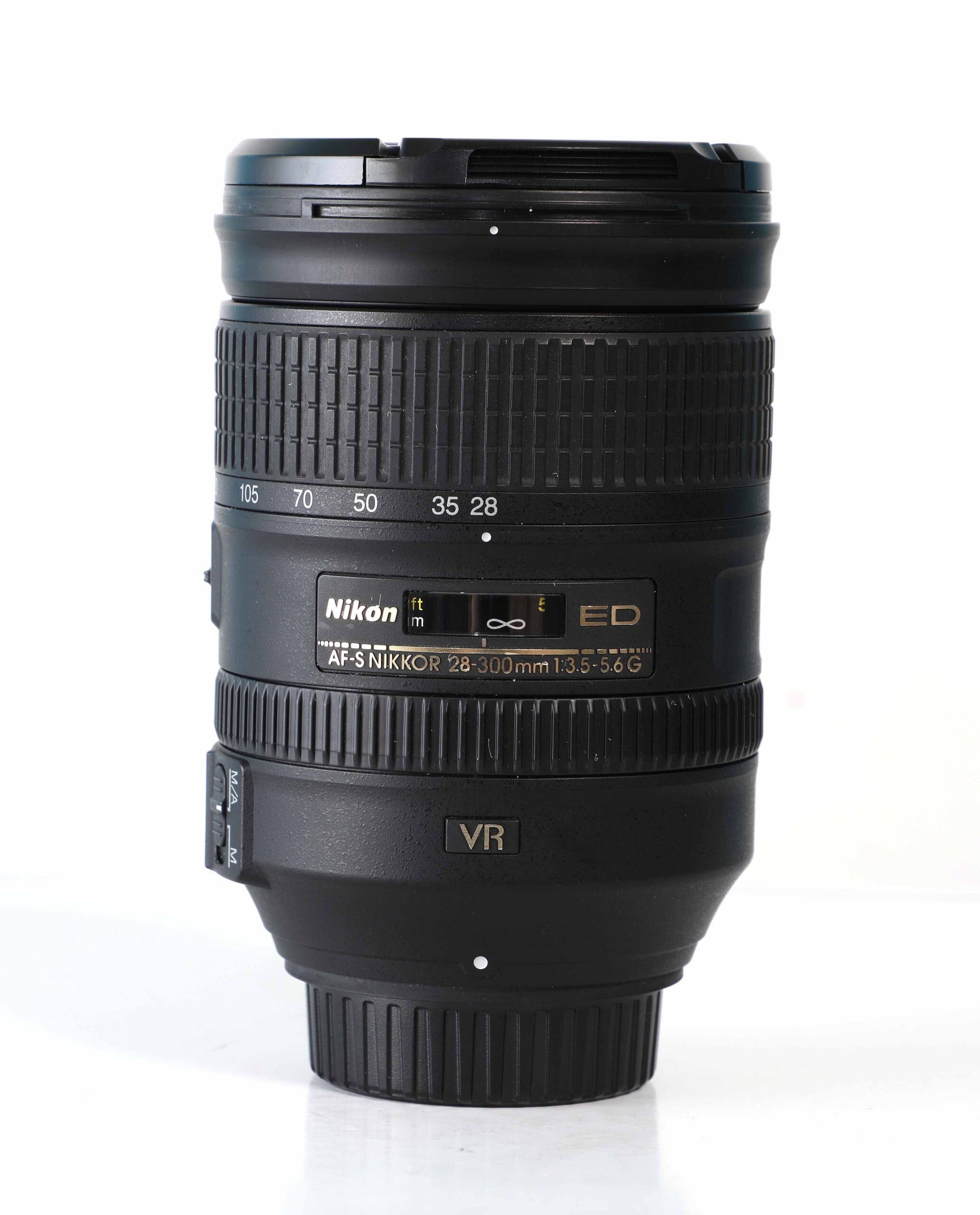 NIKON ED AF-S NIKKOR 28-300mm F3.5-5.6 G VR